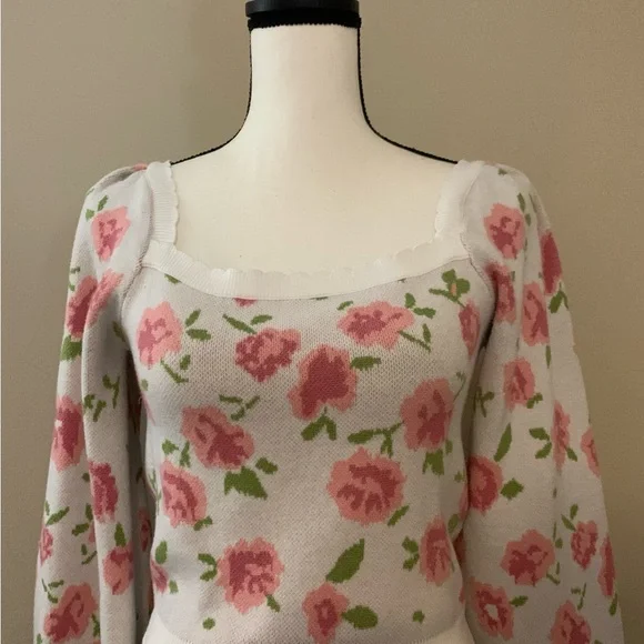 Willow & Wind Floral Knit Sweater with Pink Roses size medium euc - Picture 2 of 5